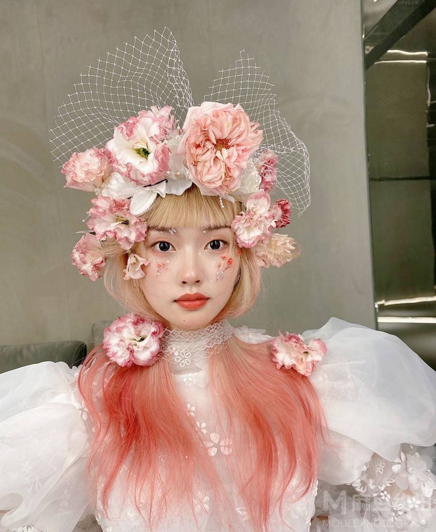 妆容模特