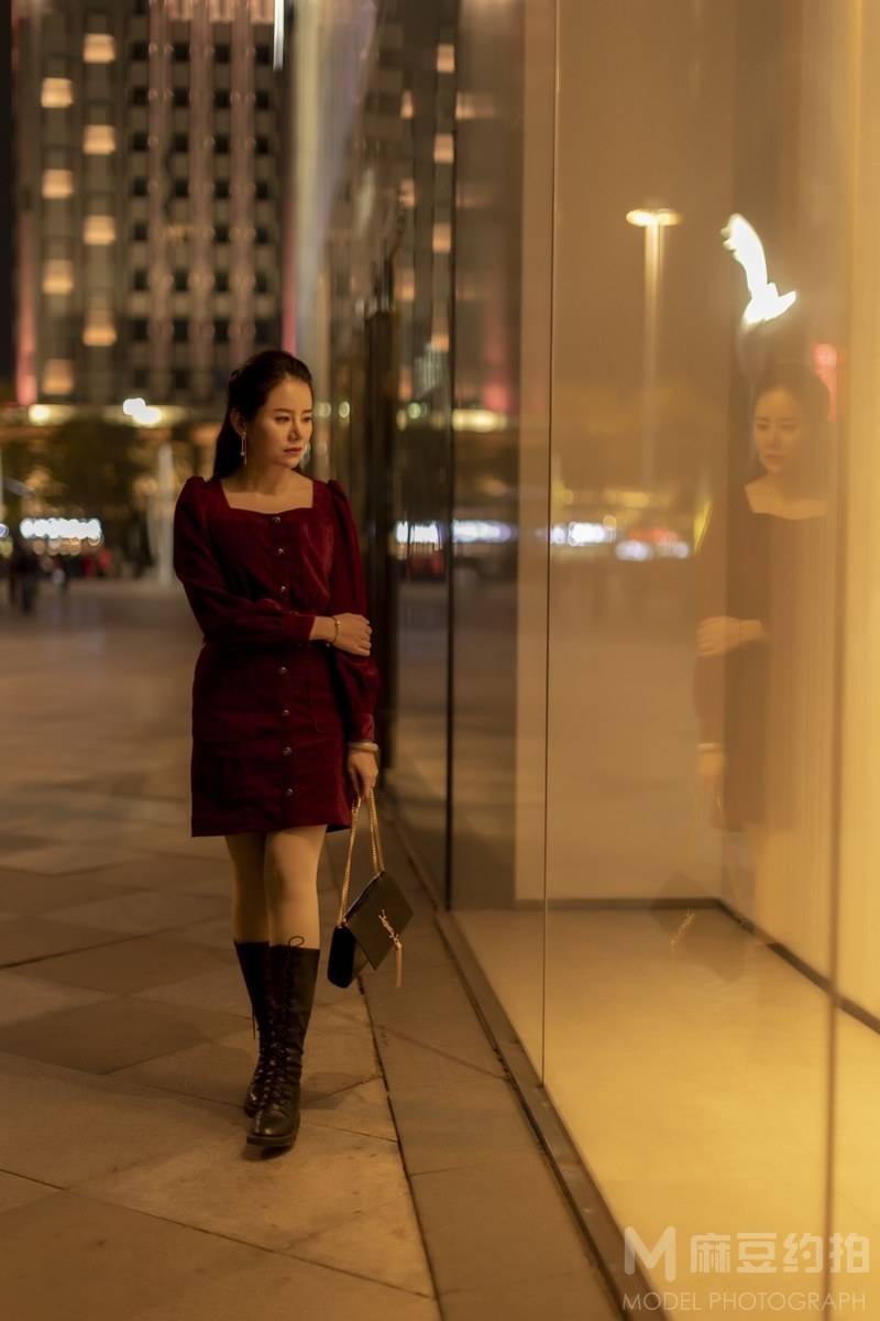 夜景模特