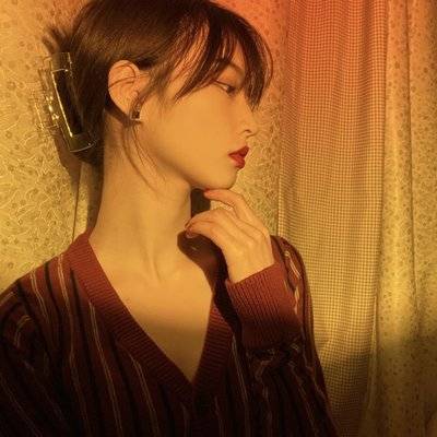 黑白模特