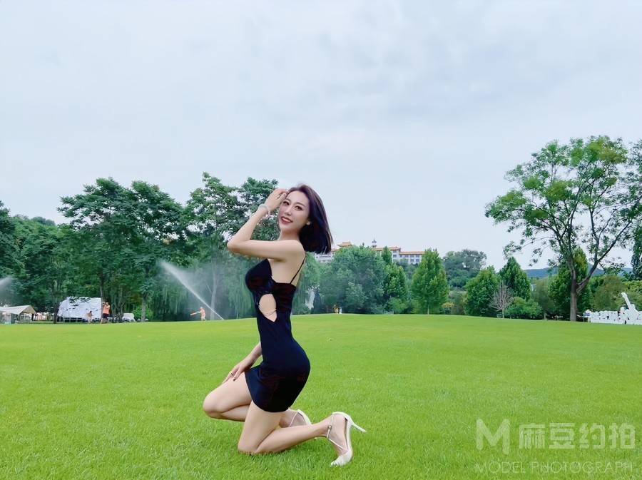 纪实模特