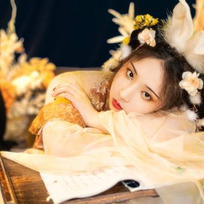 汉服模特