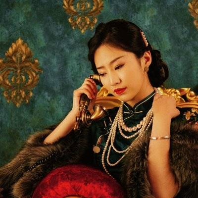情绪模特