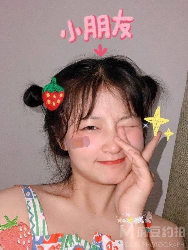 校园模特