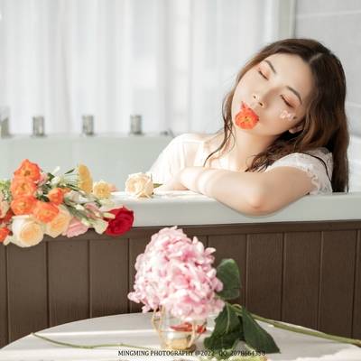 清新模特