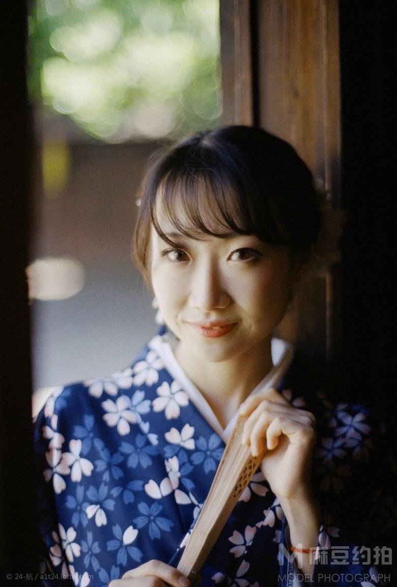 胶片模特