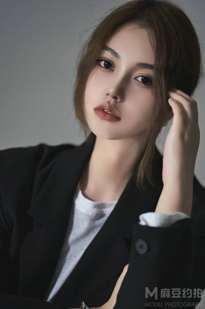 胶片模特