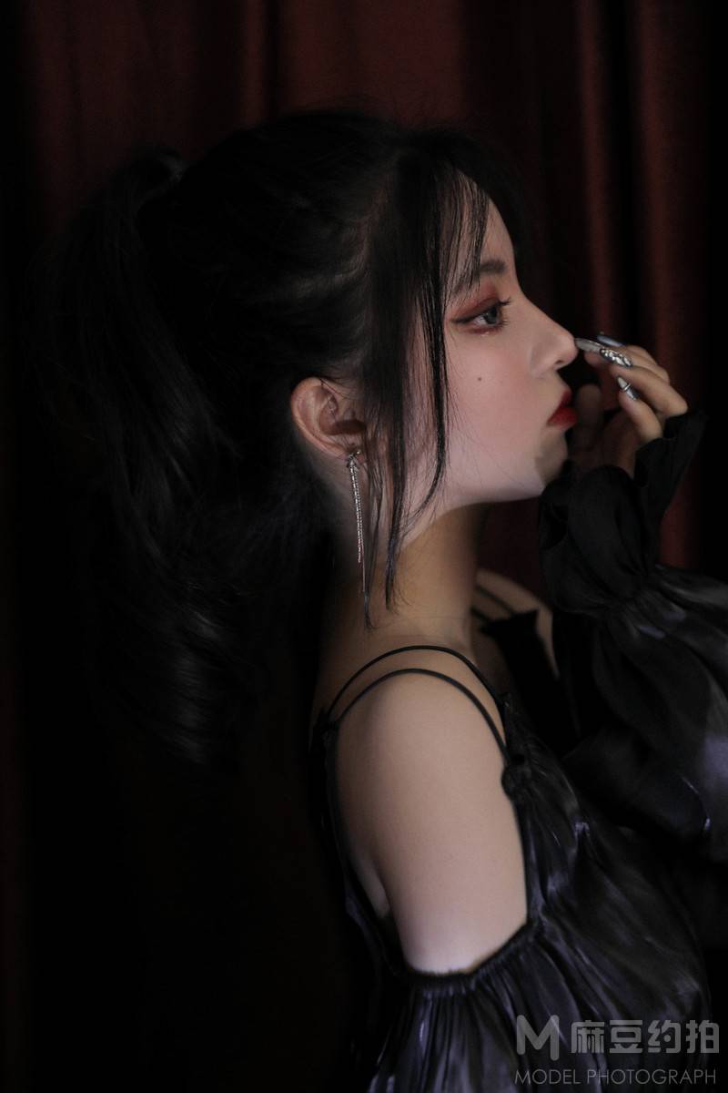 暗黑模特