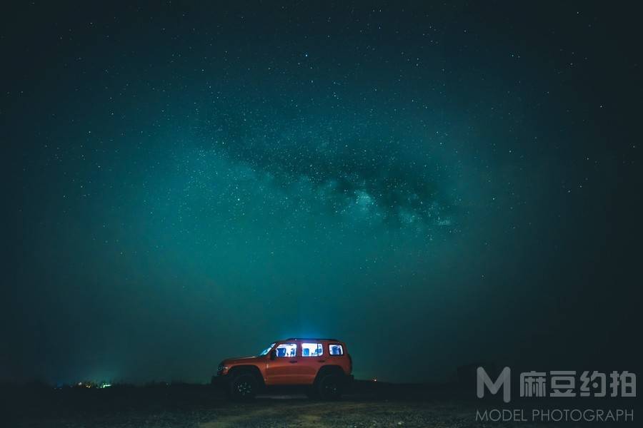 夜景模特