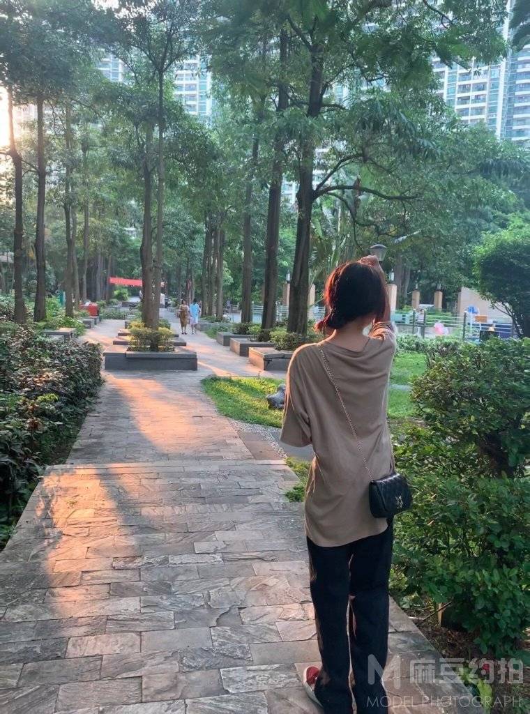清新模特