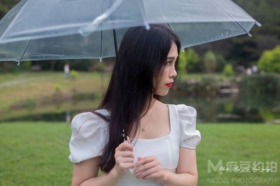 清新模特