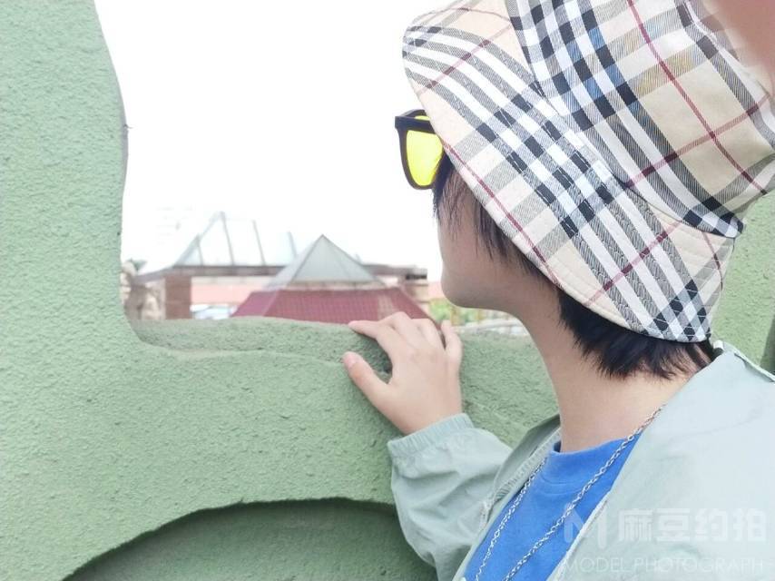 校园模特