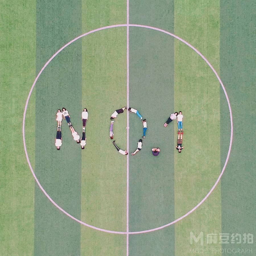 校园模特