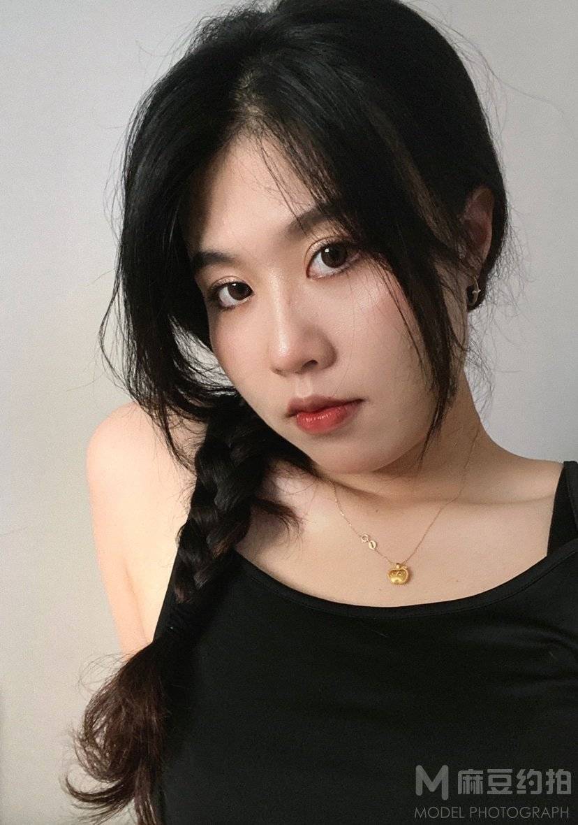 纪实模特
