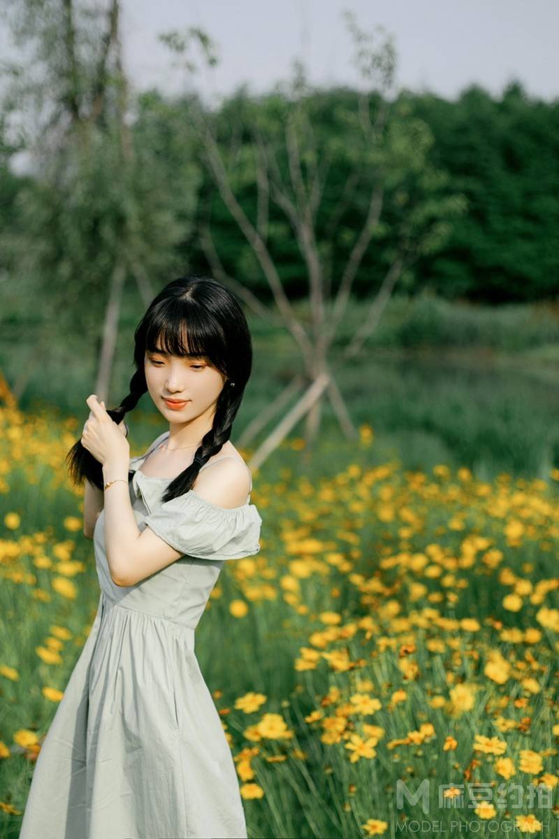 清新模特