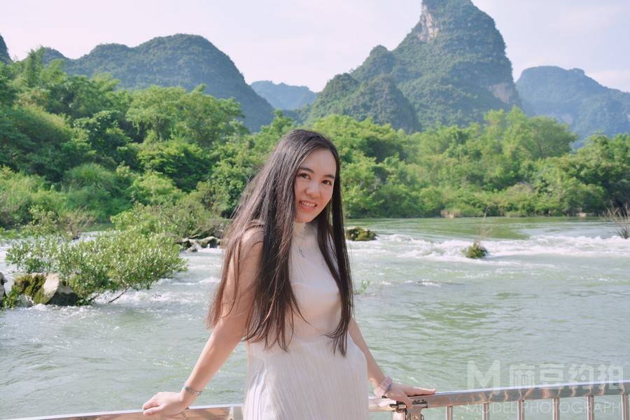 清新模特