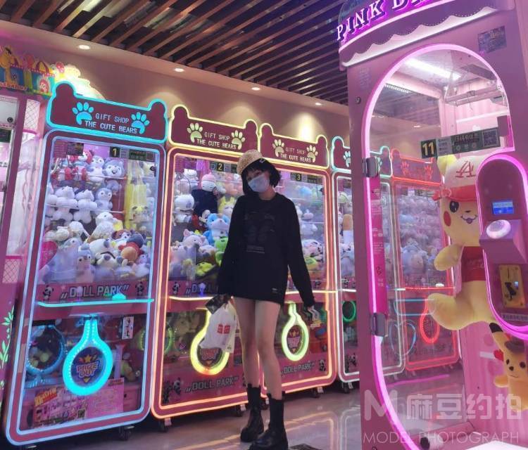 纪实模特