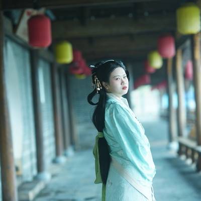 汉服模特