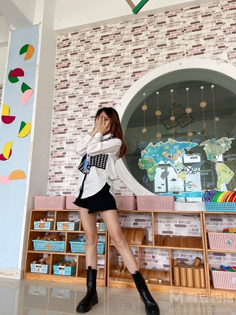 清新模特