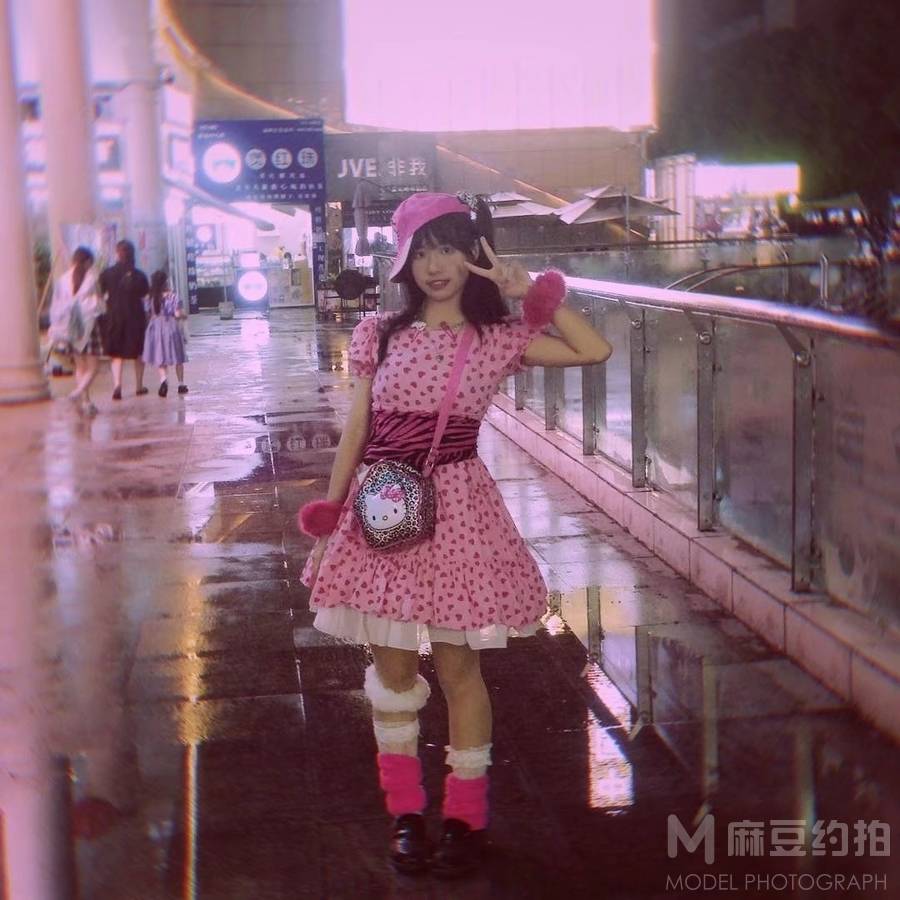妆容模特