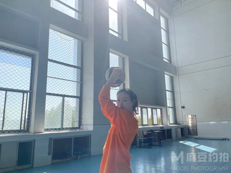 民国模特