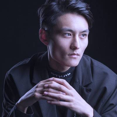黑白模特