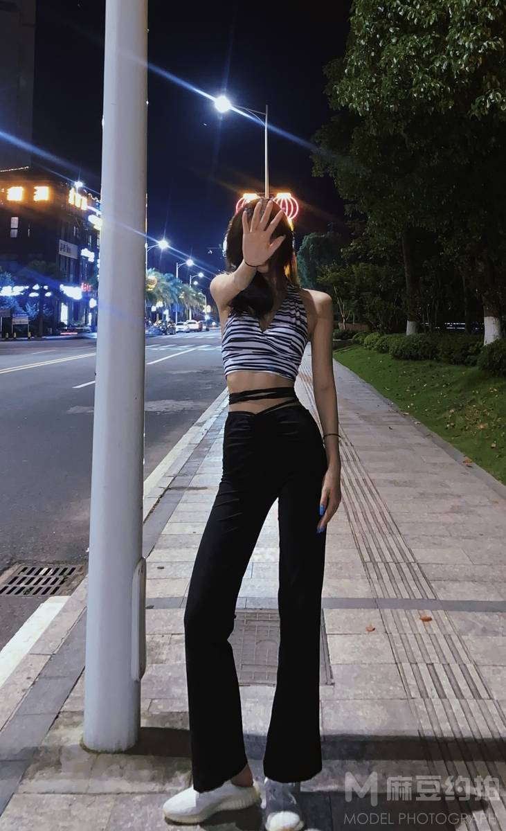 夜景模特