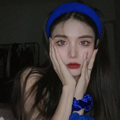 黑白模特
