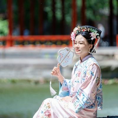 汉服模特