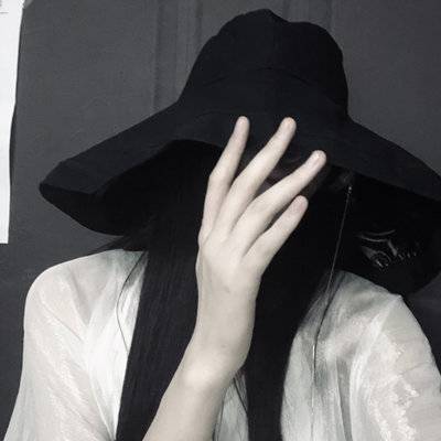 黑白模特