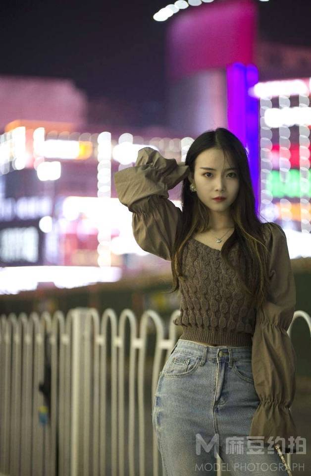 校园模特