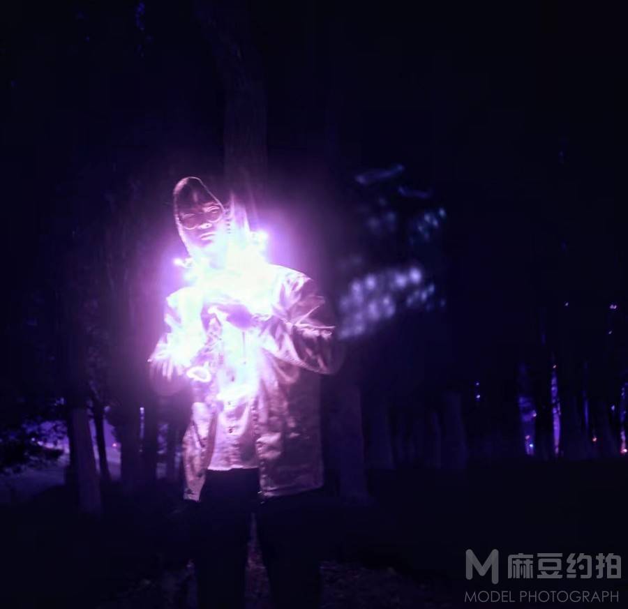 夜景模特