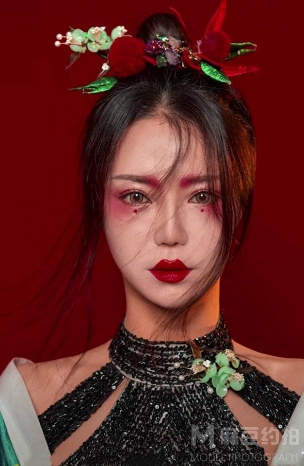 妆容模特