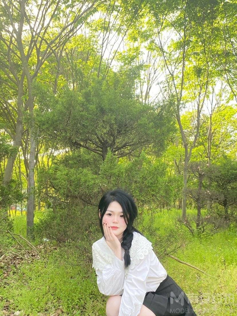 纪实模特