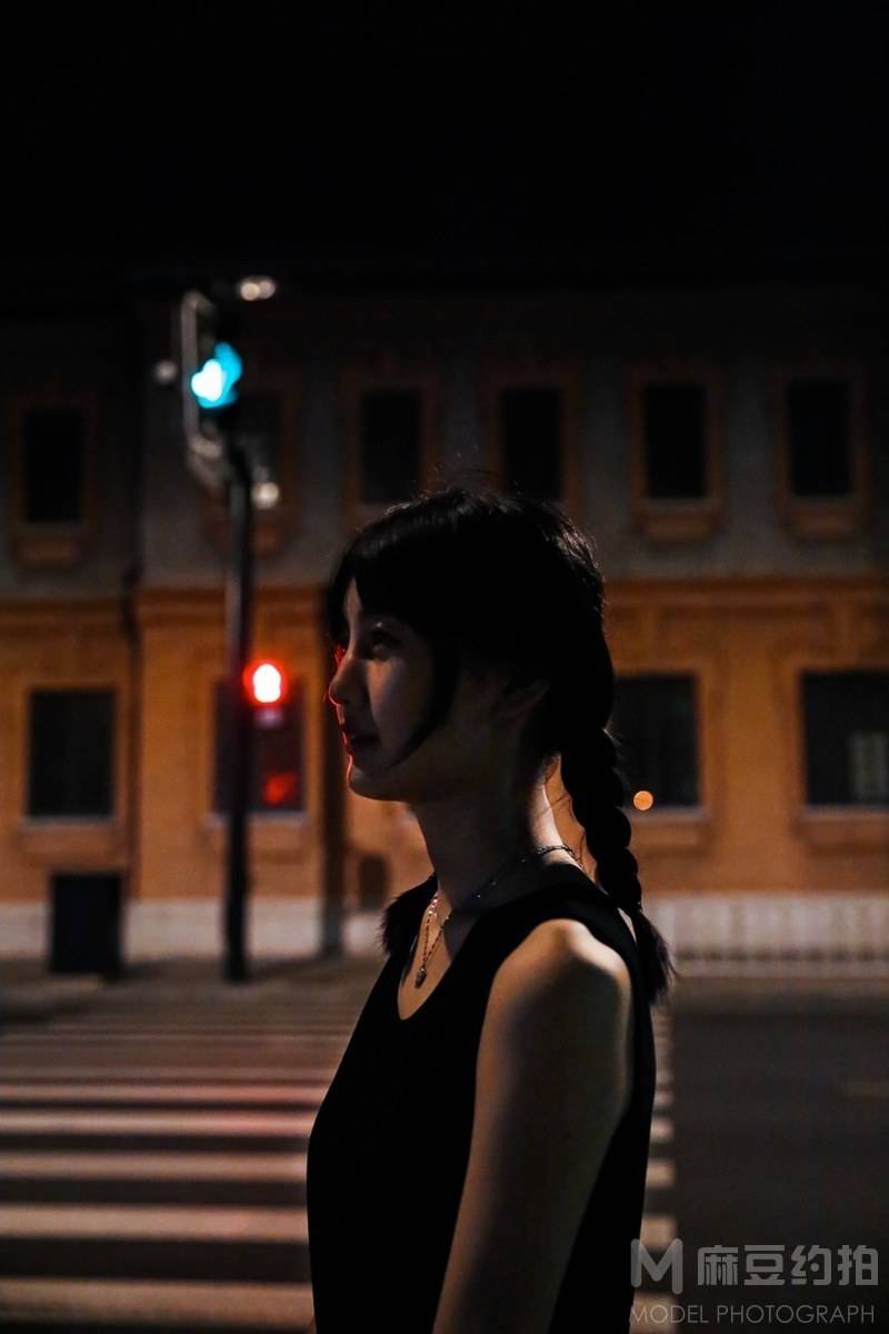 夜景模特