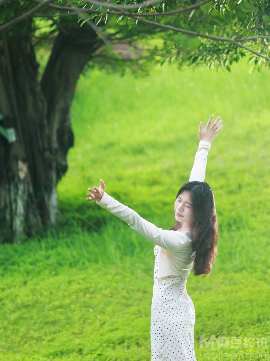 清新模特