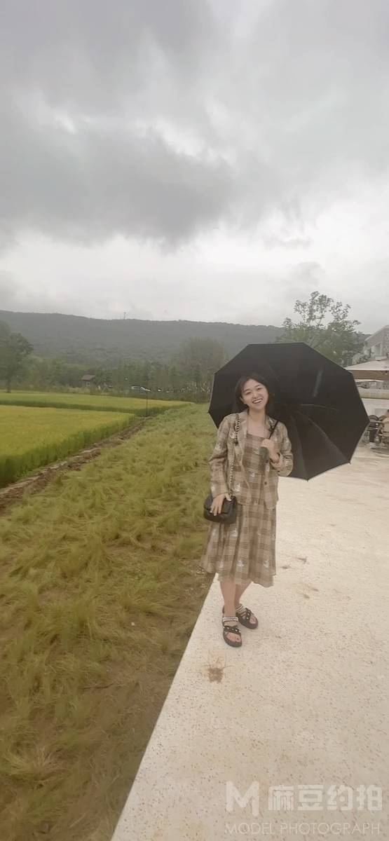 纪实模特