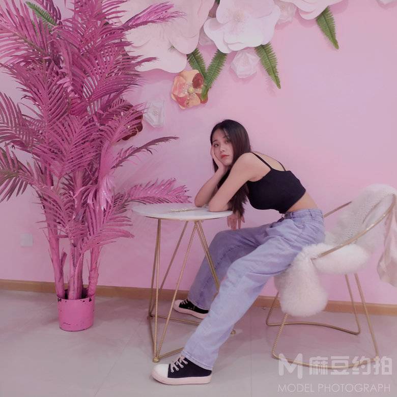 清新模特