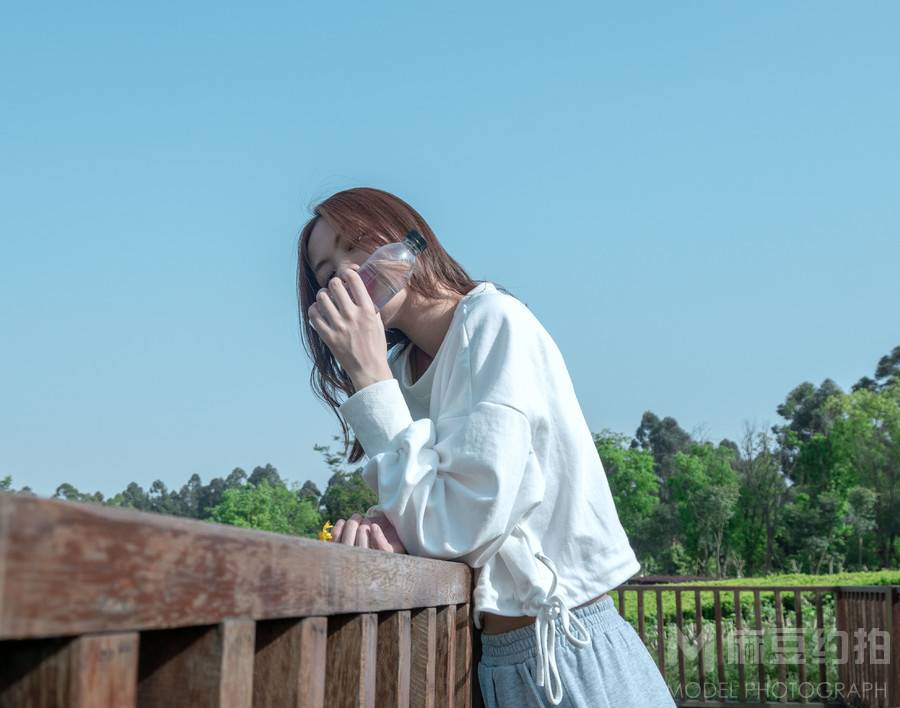 清新模特