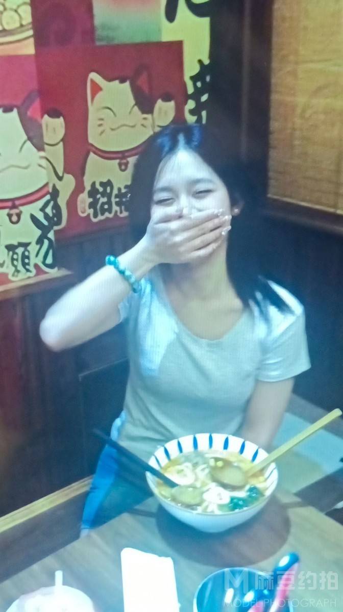 纪实模特