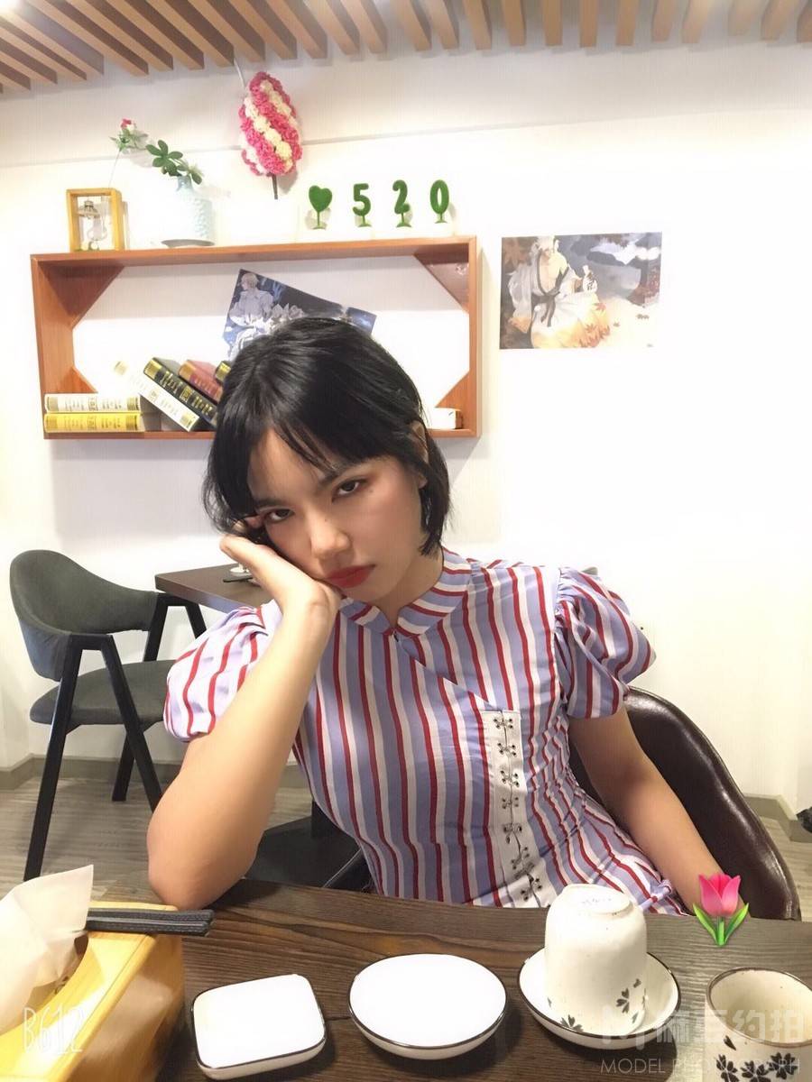 少女模特