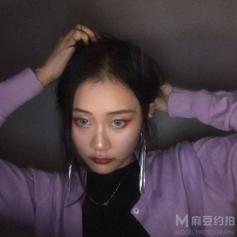 暗黑模特