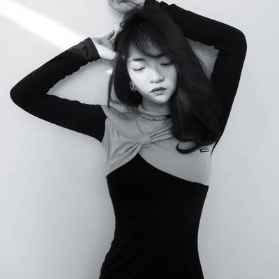 黑白模特