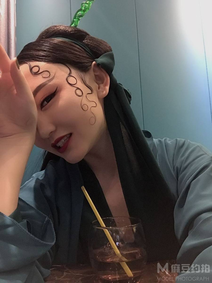 古风模特