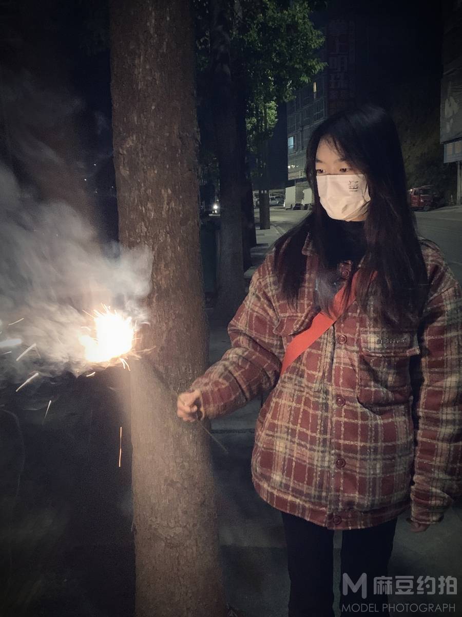 夜景模特