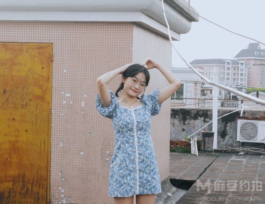 校园模特