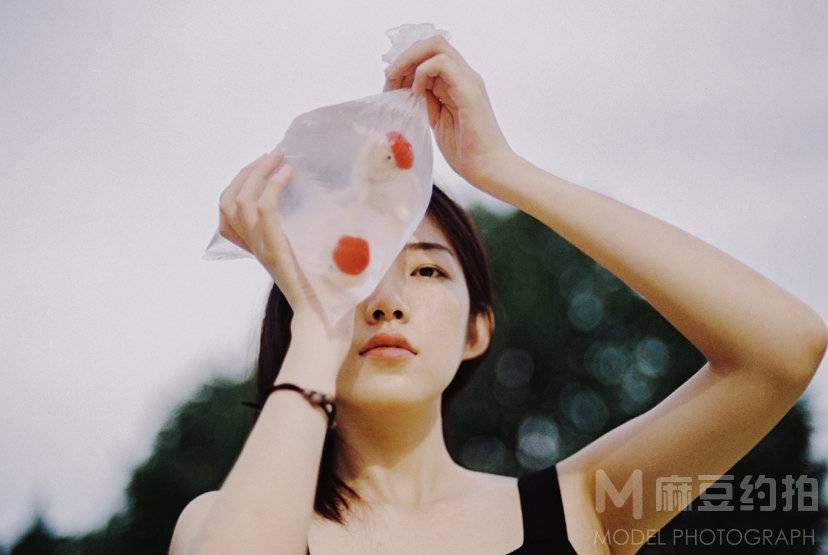 胶片模特