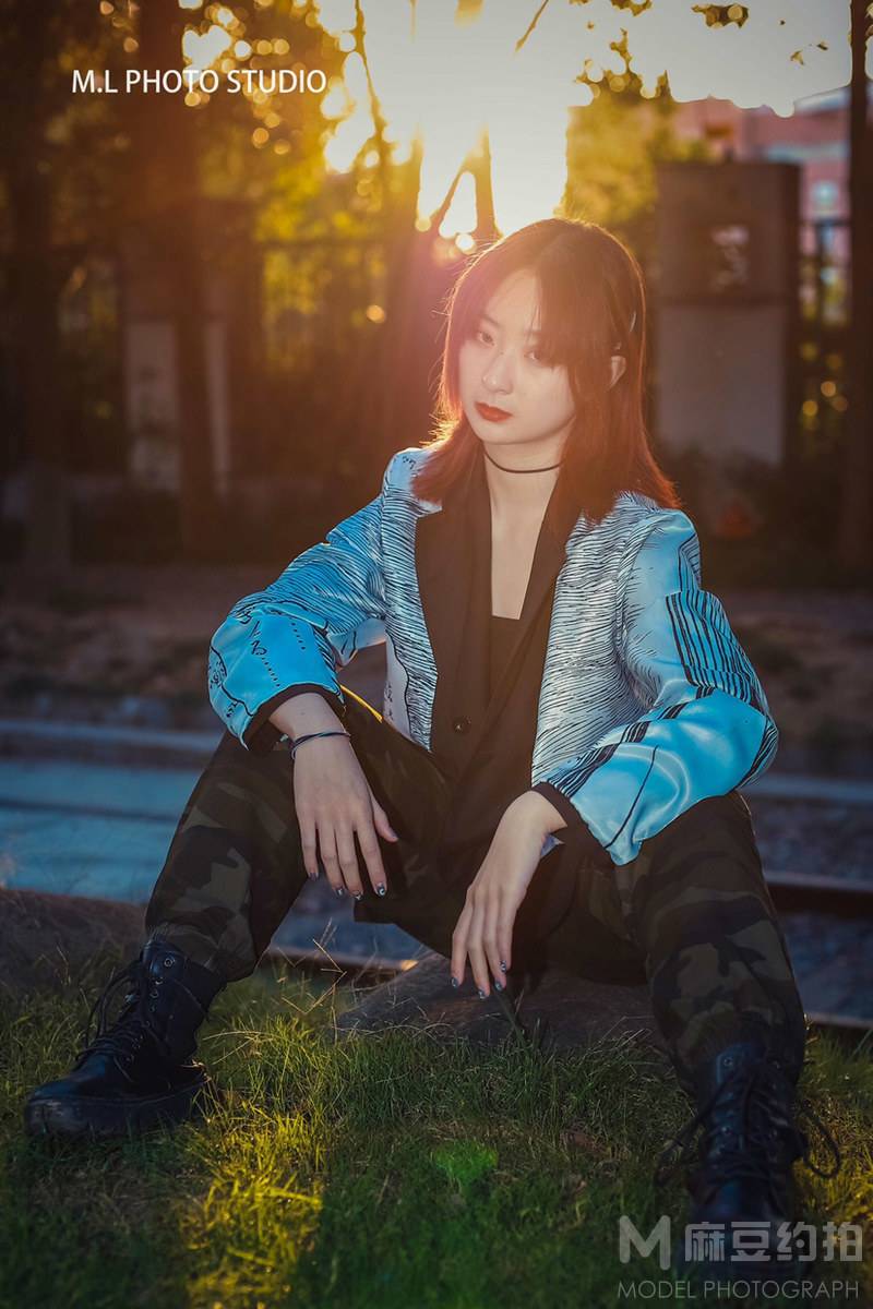 情绪模特