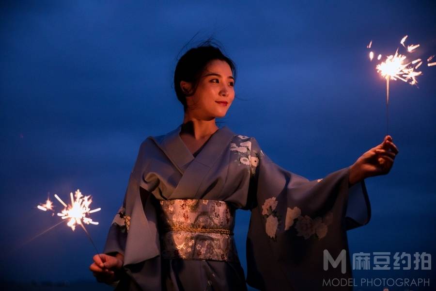 夜景模特