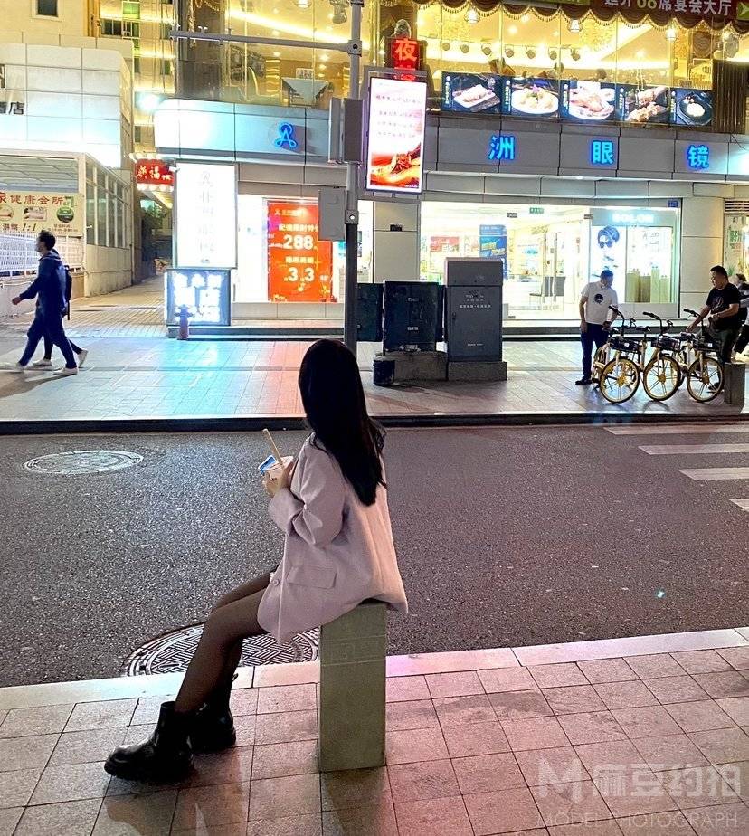 清新模特