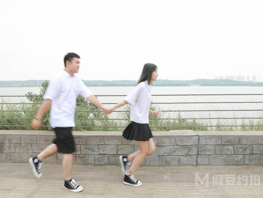 情侣模特